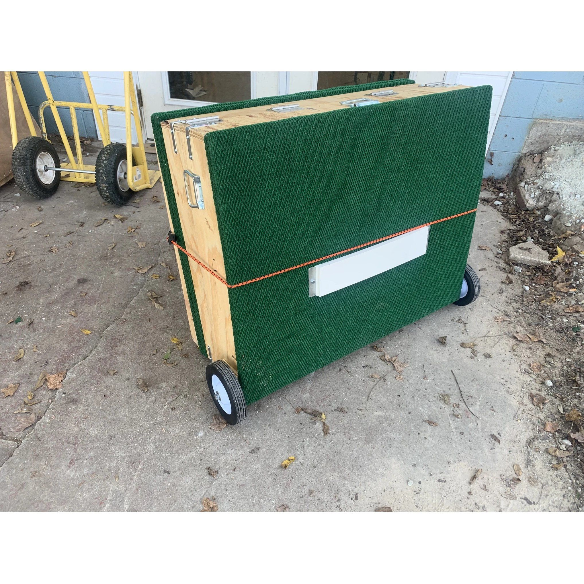 8" Extra Wide Portable Pitching Mound