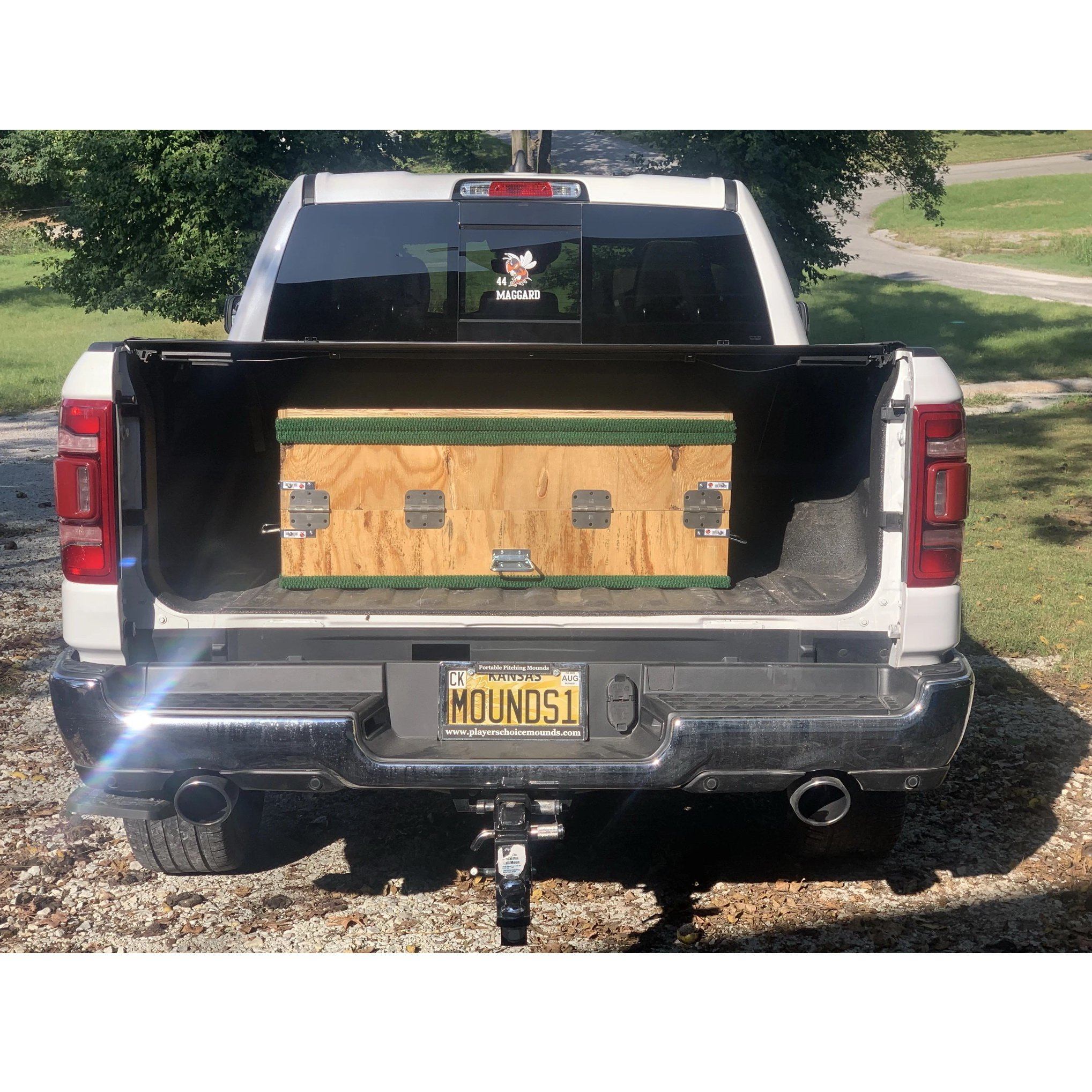 8" Extra Wide Portable Pitching Mound