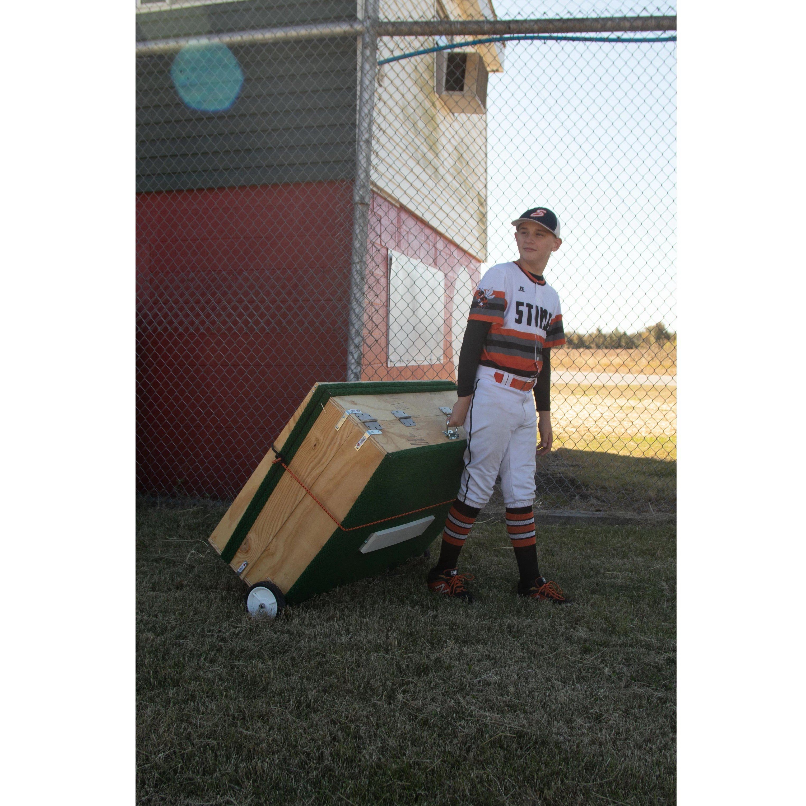 8" Extra Wide Portable Pitching Mound