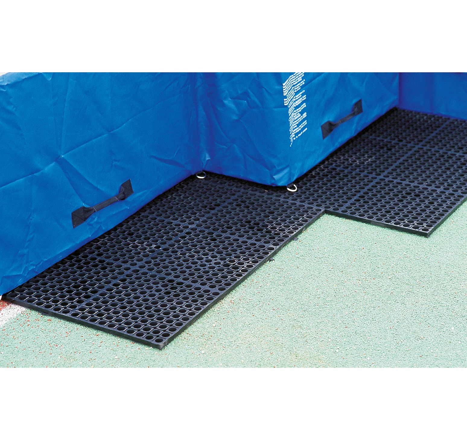 Gill Athletics Polymer Platforms for Landing System