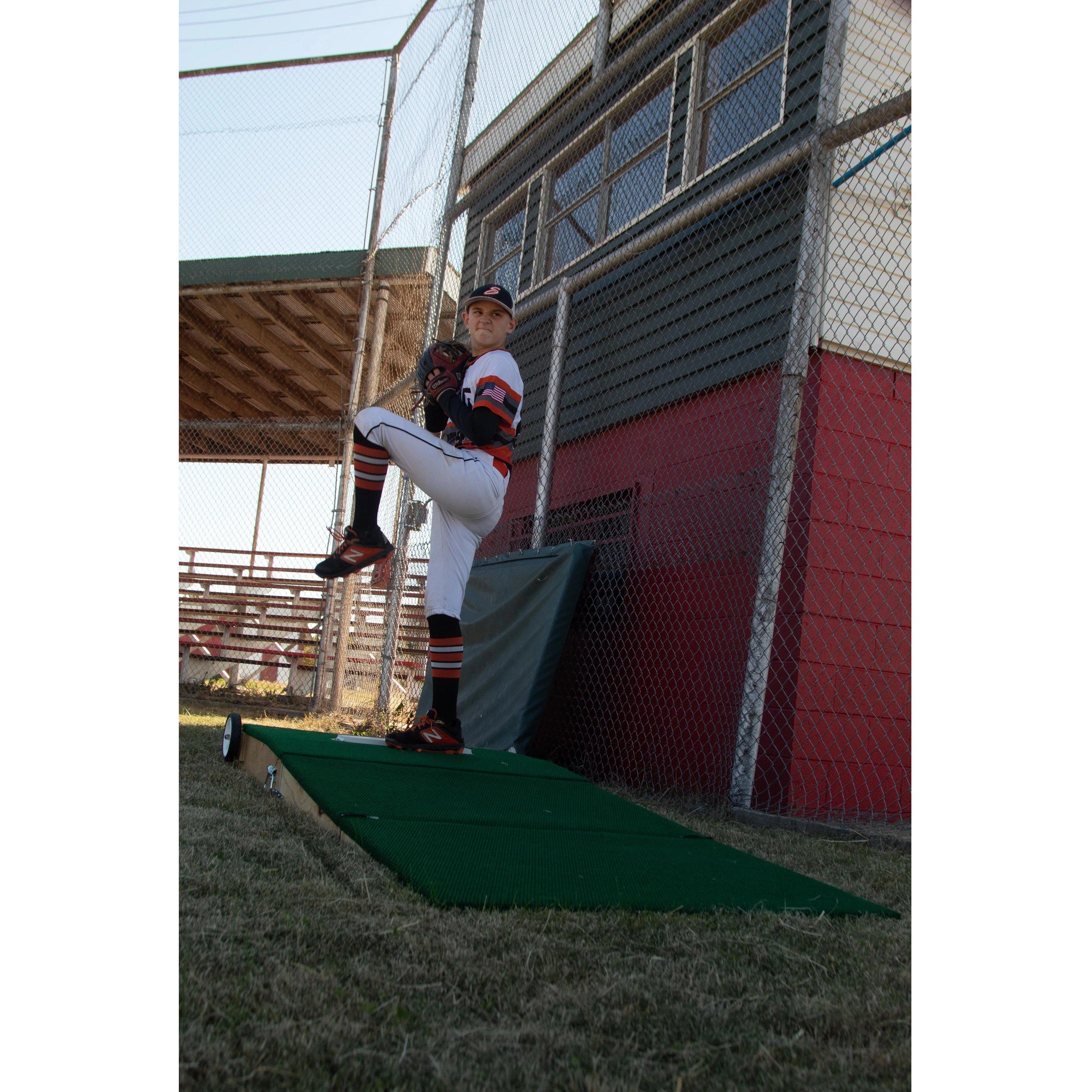 8" Extra Wide Portable Pitching Mound