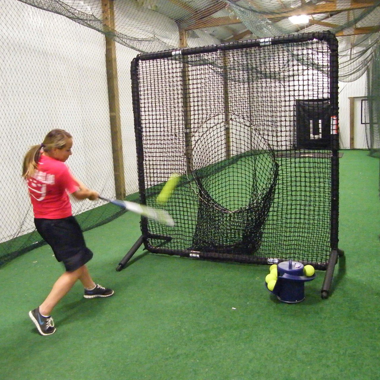 Jugs Toss™ Machine