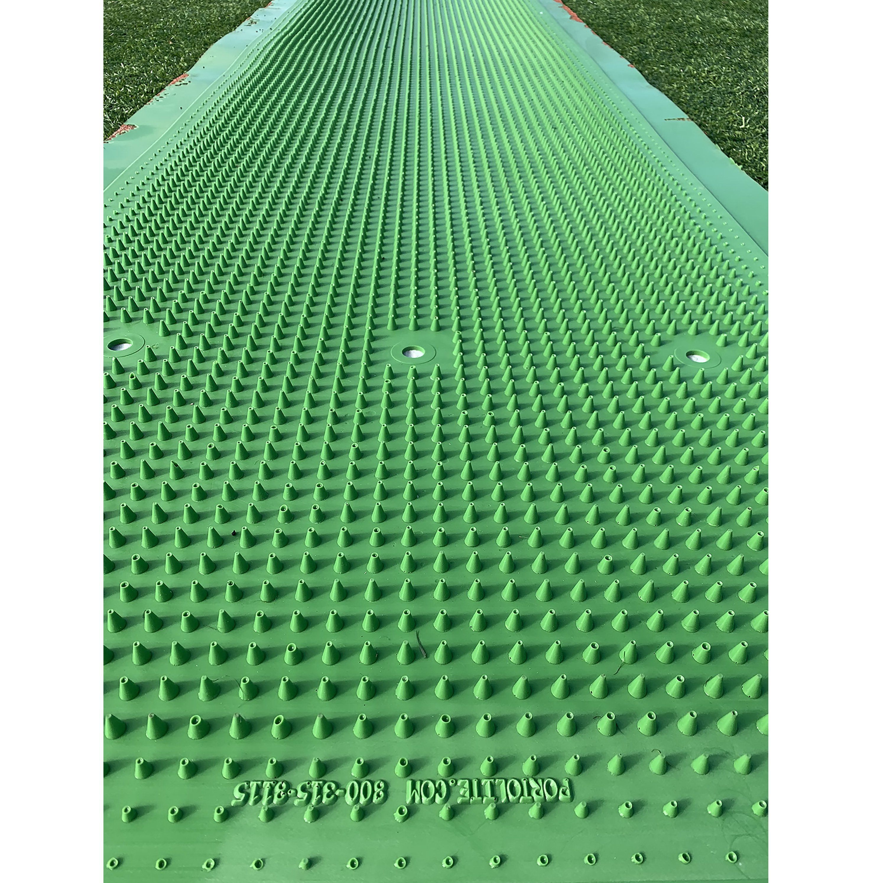 Portolite Spiked Softball Mat