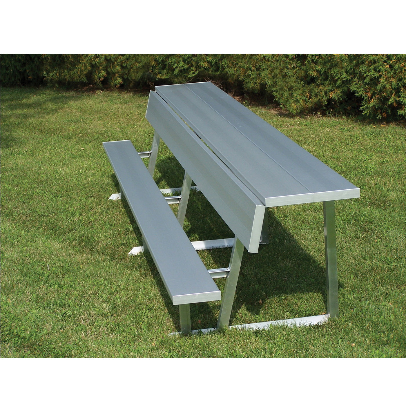 trigon sports 8 portable team bench with and shelf